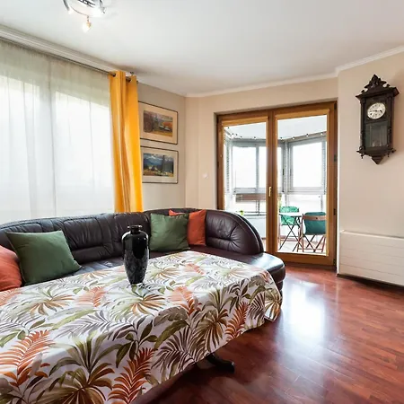 Arkadia Urban Comfort By Bookinghost Appartement Varsovie